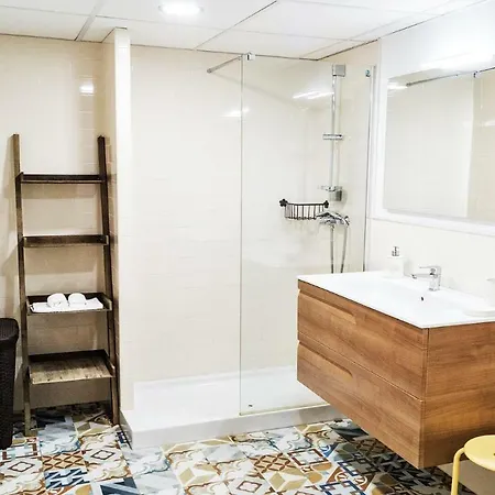 La Retama Del Alcazar * Cordoba